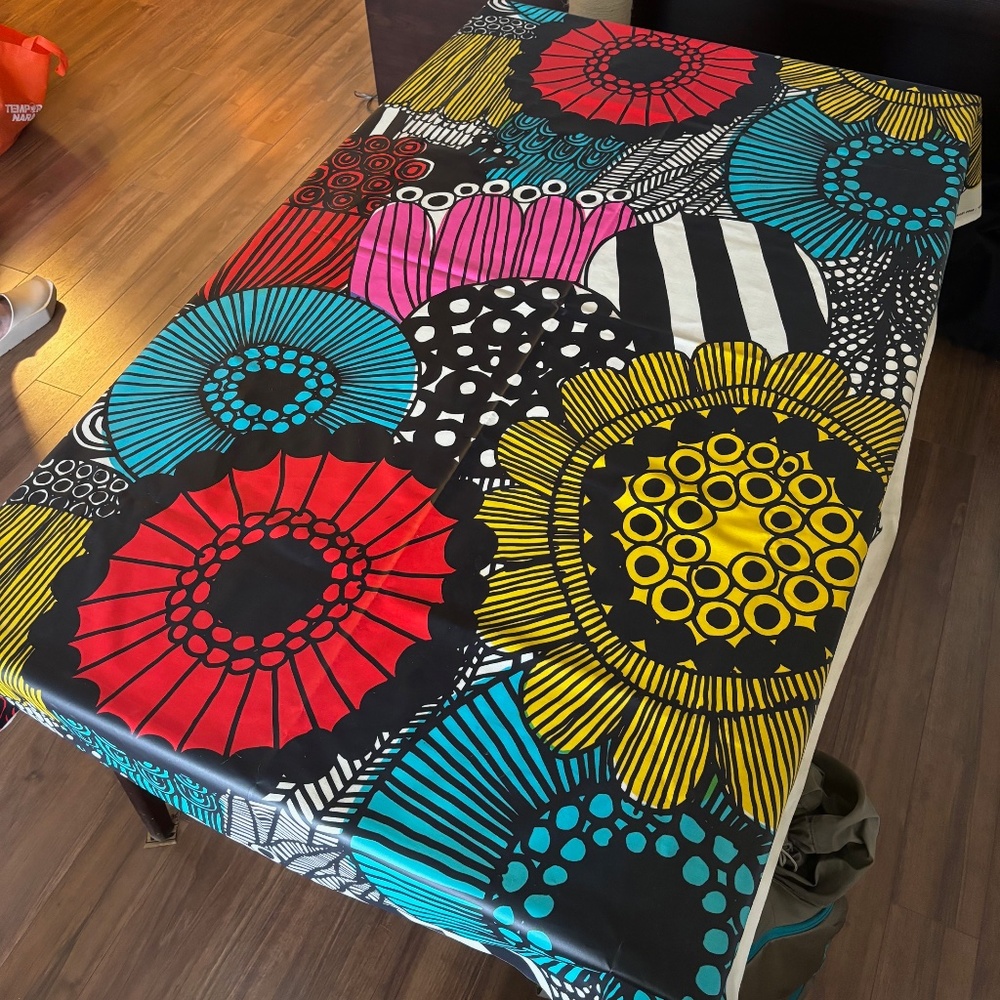 Marimekko Siirtolapuutarha Tablecloth